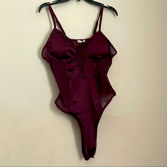 boozolo Tops - Burgundy corset body suit tank size XL